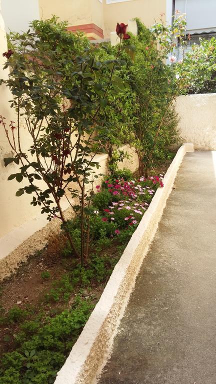 Nineta'S House Sea View Near The Airport Villa Artemida  Buitenkant foto
